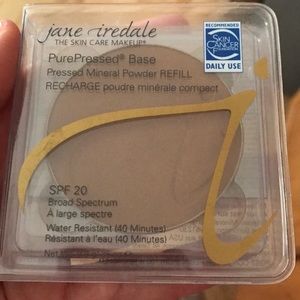 Jane Iredale PurePressed Powder Foundation